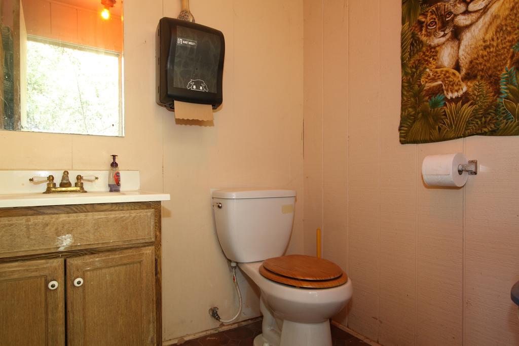 מלון גייזרוויל Hobbit Hut חדר תמונה